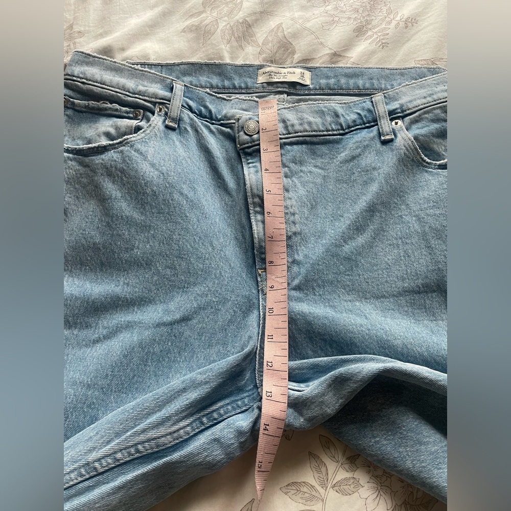 Abercrombie & Fitch Light Blue Women Jeans - Picture 2 of 10